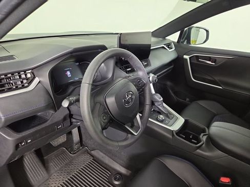 Used 2024 Toyota RAV4 XSE AWD/4WD image 14
