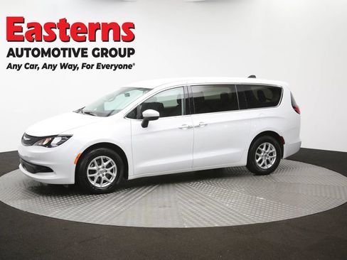Used 2022 Chrysler Voyager LX FWD image 56