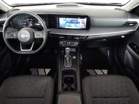 Certified 2025 Nissan Kicks SV w/ Charging Package image 51