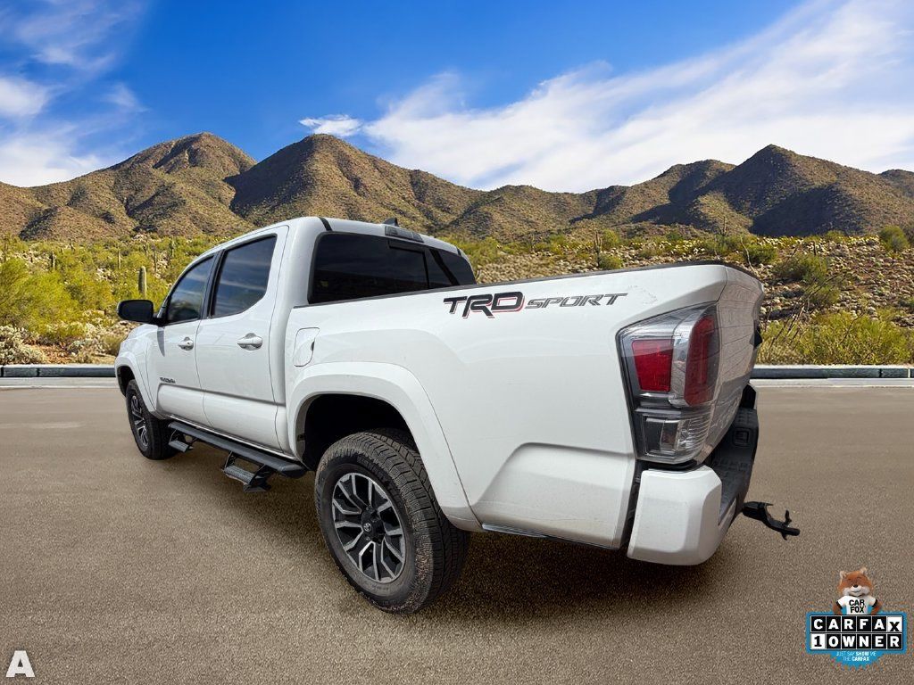Used 2021 Toyota Tacoma TRD Sport RWD image 3