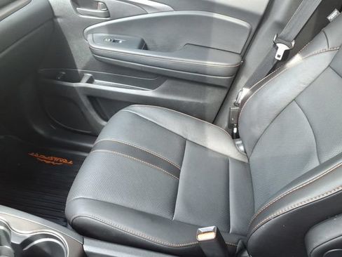 Used 2022 Honda Passport TrailSport image 16