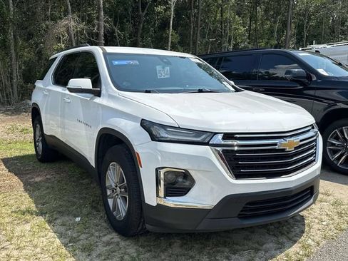 Used 2023 Chevrolet Traverse LT FWD image 12