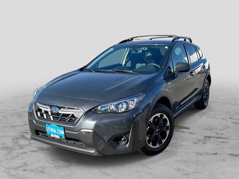 Used 2023 Subaru Crosstrek 2.0i image 1