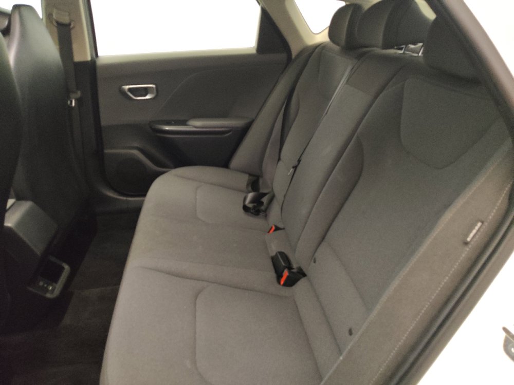 Used 2025 Kia K4 FWD image 18
