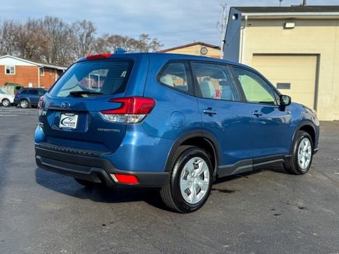 Used 2023 Subaru Forester image 8