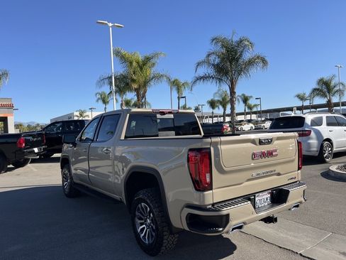 Used 2022 GMC Sierra 1500 AT4 w/ AT4 Premium Package image 6