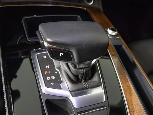 Used 2023 Audi Q5 2.0T Premium Plus AWD/4WD image 21