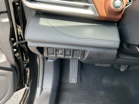 Certified 2024 Subaru Outback Touring AWD/4WD image 20