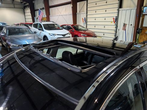 Used 2012 Acura TL w/ Technology Package FWD image 3