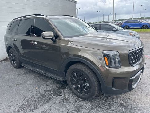 Certified 2025 Kia Telluride SX Prestige X-Pro AWD/4WD image 3