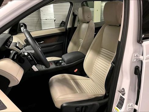 Certified 2025 Land Rover Discovery Sport S image 15