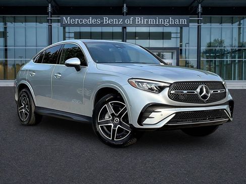 Used 2026 Mercedes-Benz GLC 300 4MATIC image 1