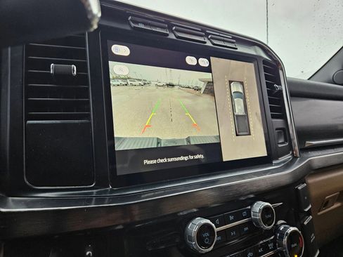 Used 2024 Ford F250 Lariat w/ Chrome Package image 17