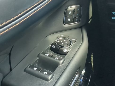 Certified 2023 Ford Expedition Platinum AWD/4WD image 23