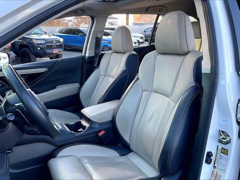 Used 2020 Subaru Outback Limited XT image 27