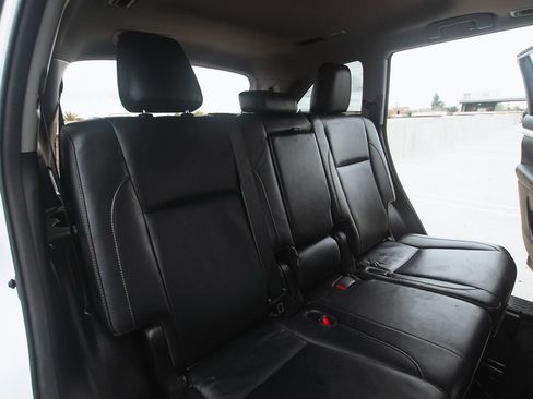 Used 2017 Toyota Highlander XLE image 22