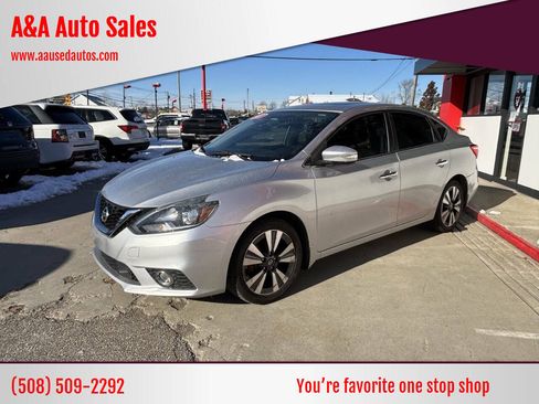 Used 2017 Nissan Sentra SL w/ SL Premium Technology Package FWD image 2