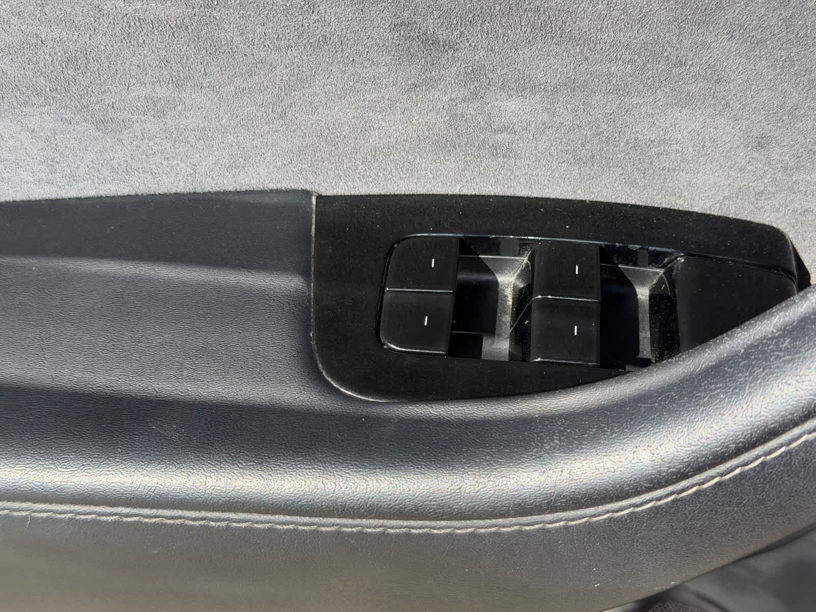 Used 2020 Tesla Model 3 Standard Range Plus RWD image 15