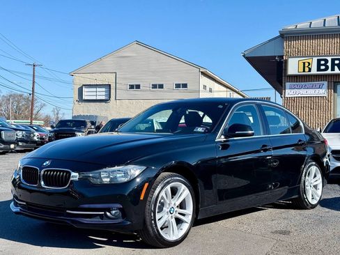 Used 2017 BMW 330i xDrive Sedan image 3