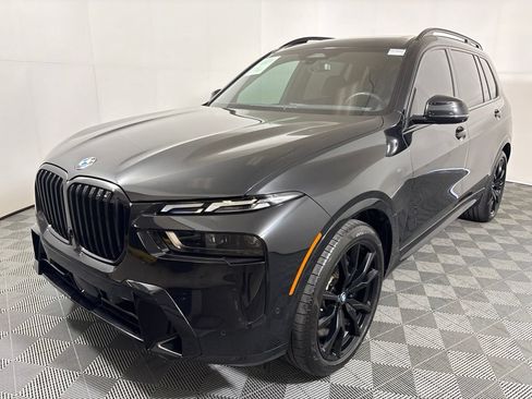 Certified 2024 BMW X7 xDrive40i w/ Executive Package AWD/4WD image 2
