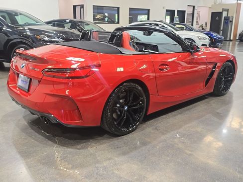 Used 2022 BMW Z4 sDrive30i w/ M Sport Package RWD image 17