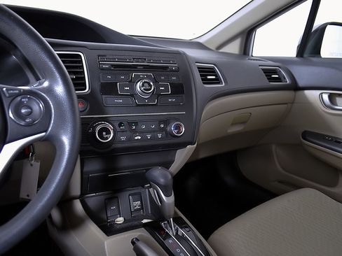 Used 2014 Honda Civic LX image 30