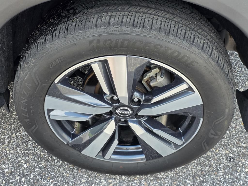 Used 2023 Nissan Rogue SL w/ SL Premium Package FWD image 42