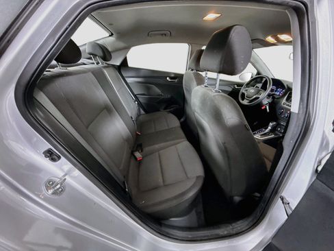 Used 2019 Hyundai Accent SE FWD image 26