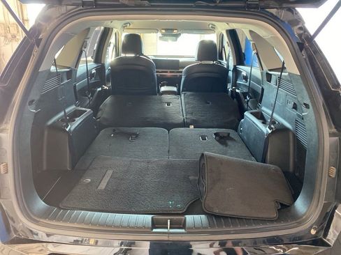 Used 2024 Kia Sorento S image 20