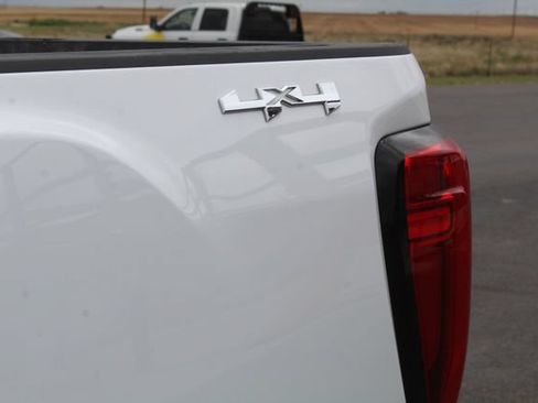 Used 2025 GMC Sierra 2500 Pro w/ Convenience Package AWD/4WD image 13