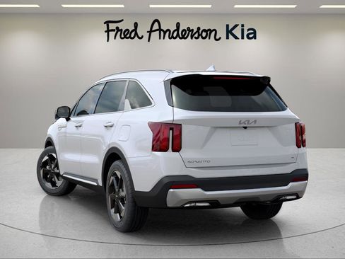 New 2025 Kia Sorento EX image 25