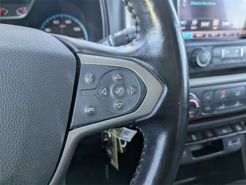 Used 2018 Chevrolet Colorado Z71 image 31