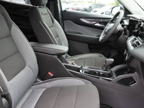 Used 2026 Chevrolet TrailBlazer LS w/ LS Convenience Package AWD/4WD image 15