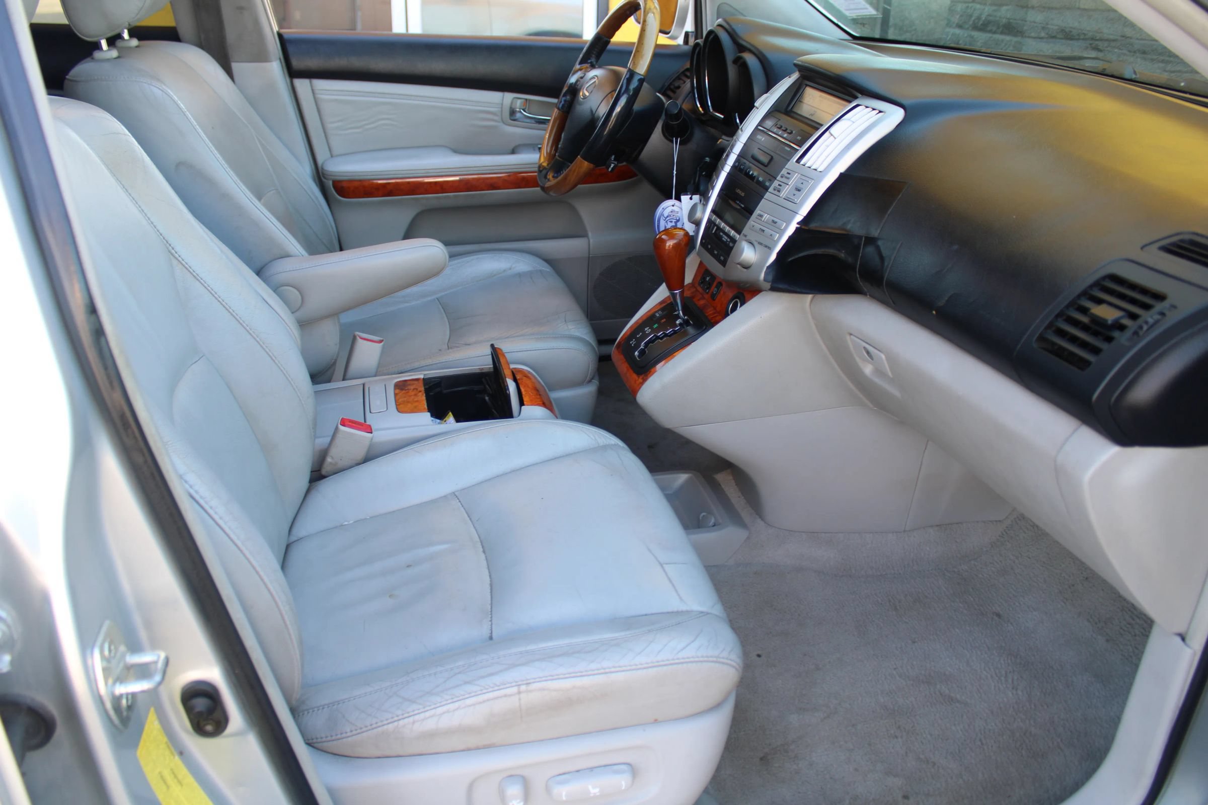 Used 2005 Lexus RX 330 FWD image 10