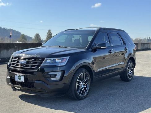 Used 2016 Ford Explorer Sport w/ Equipment Group 401A image 1