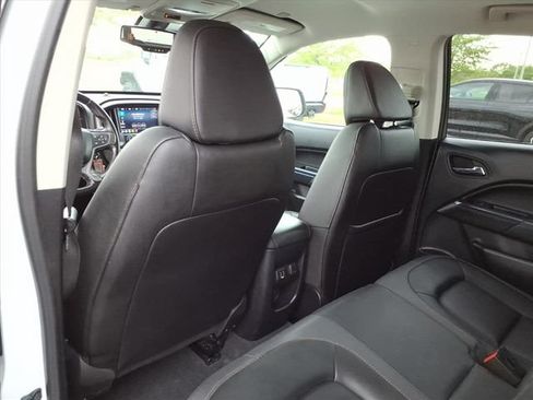 Used 2021 GMC Canyon AT4 w/ Driver Alert Package AWD/4WD image 15