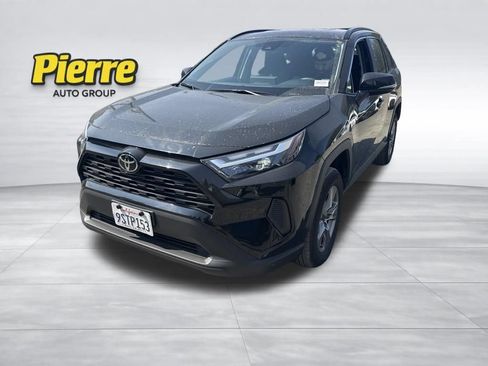 Used 2025 Toyota RAV4 XLE FWD image 1