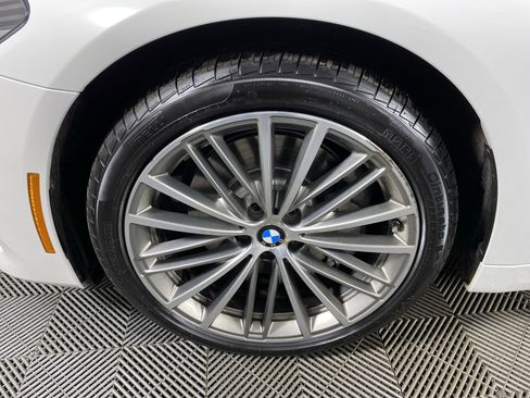 Used 2019 BMW 530i xDrive w/ Convenience Package image 14