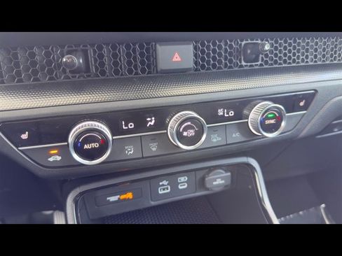 Certified 2024 Honda CR-V EX image 28