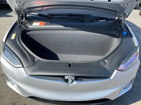 Used 2016 Tesla Model X 75D AWD/4WD image 13