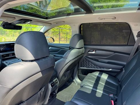 Used 2022 Hyundai Santa Fe Limited image 24