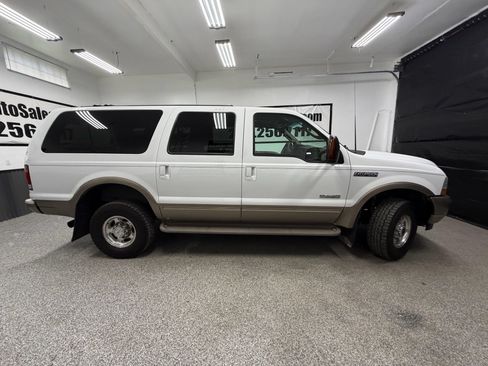Used 2003 Ford Excursion Eddie Bauer AWD/4WD image 2
