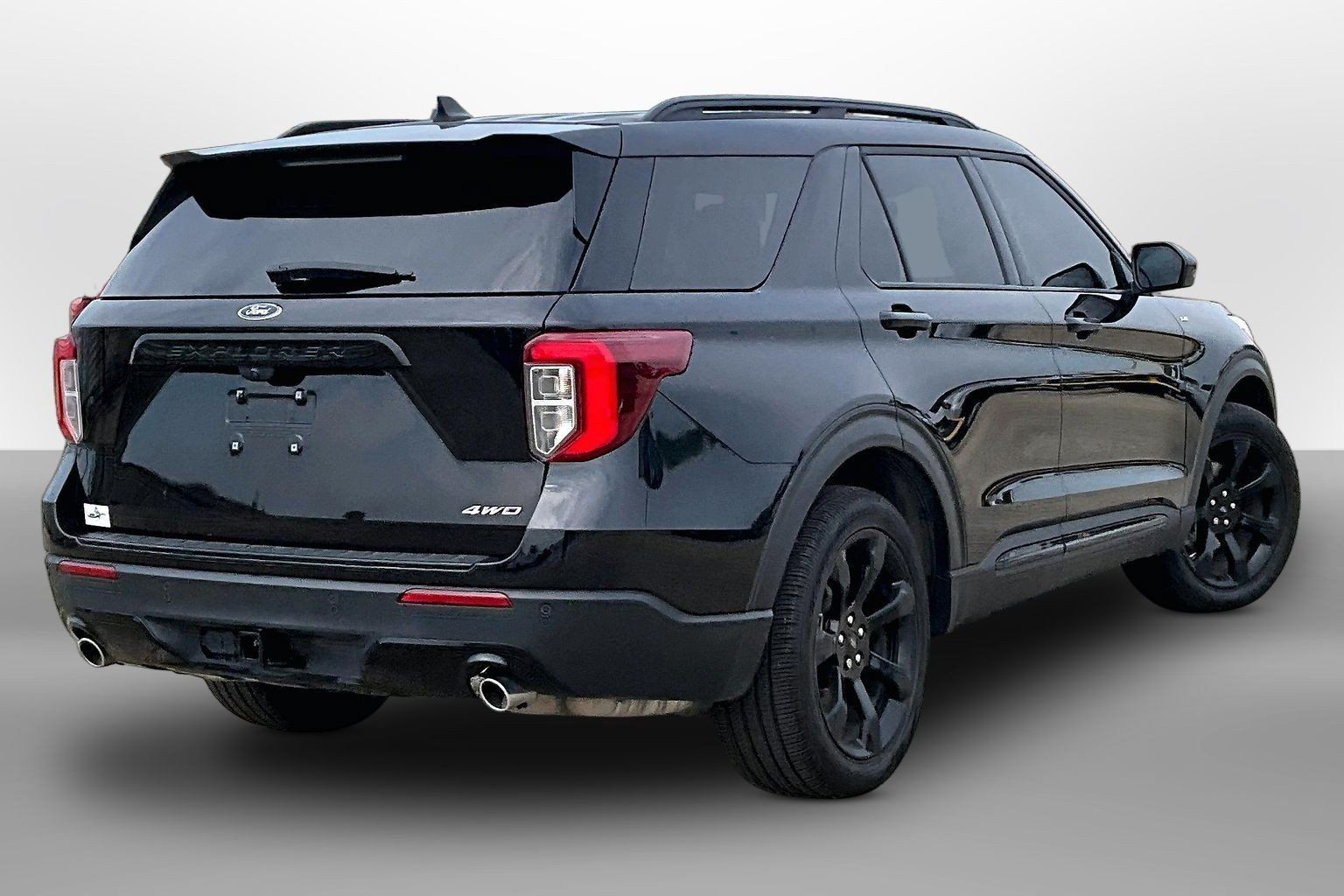 Used 2024 Ford Explorer ST-Line w/ Class IV Trailer Tow Package AWD/4WD image 11