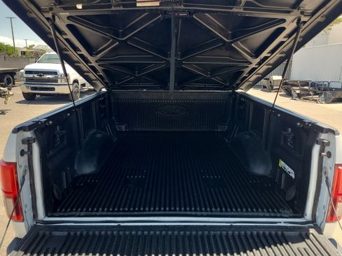 Used 2019 Ford F150 Platinum w/ Equipment Group 701A Luxury AWD/4WD image 27