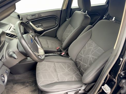 Used 2012 Ford Fiesta SES FWD image 5
