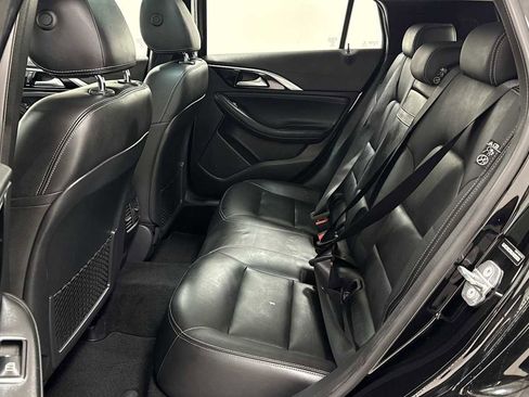 Used 2018 INFINITI QX30 AWD image 25