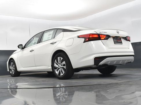 Used 2025 Nissan Altima 2.5 S image 39