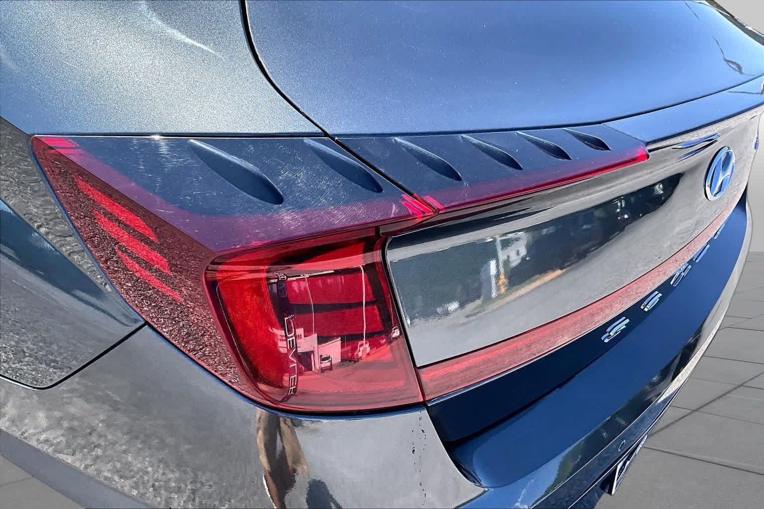 Used 2022 Hyundai Sonata Limited FWD image 26