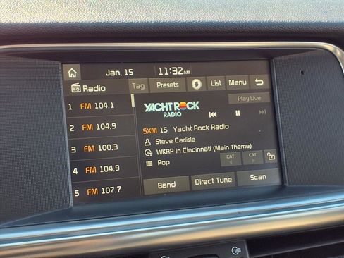 Used 2017 Kia Optima EX image 8