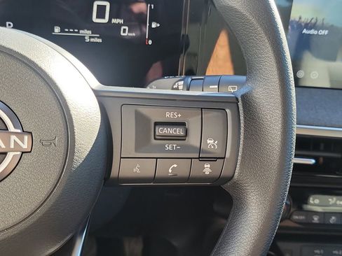 New 2026 Nissan Kicks SV image 6